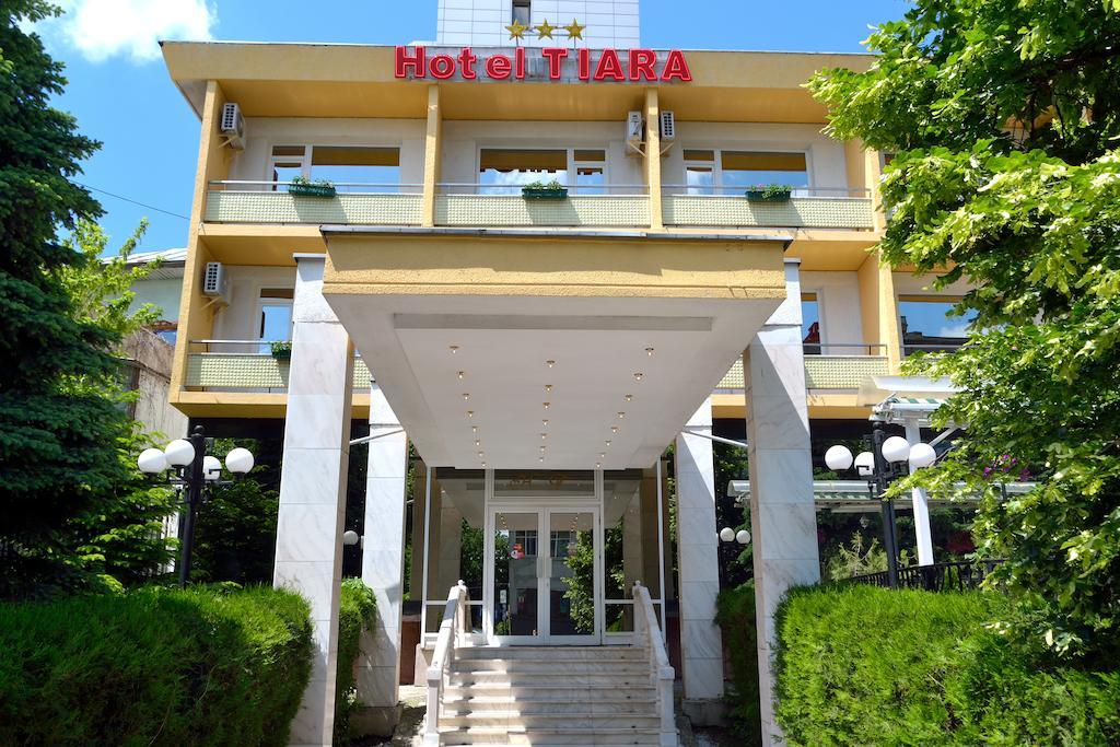 Hotel Tiara Ploieşti Exterior foto
